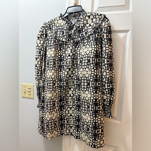 Olivia James The Label Ella Puff Sleeve Dress - Picture 4 of 6